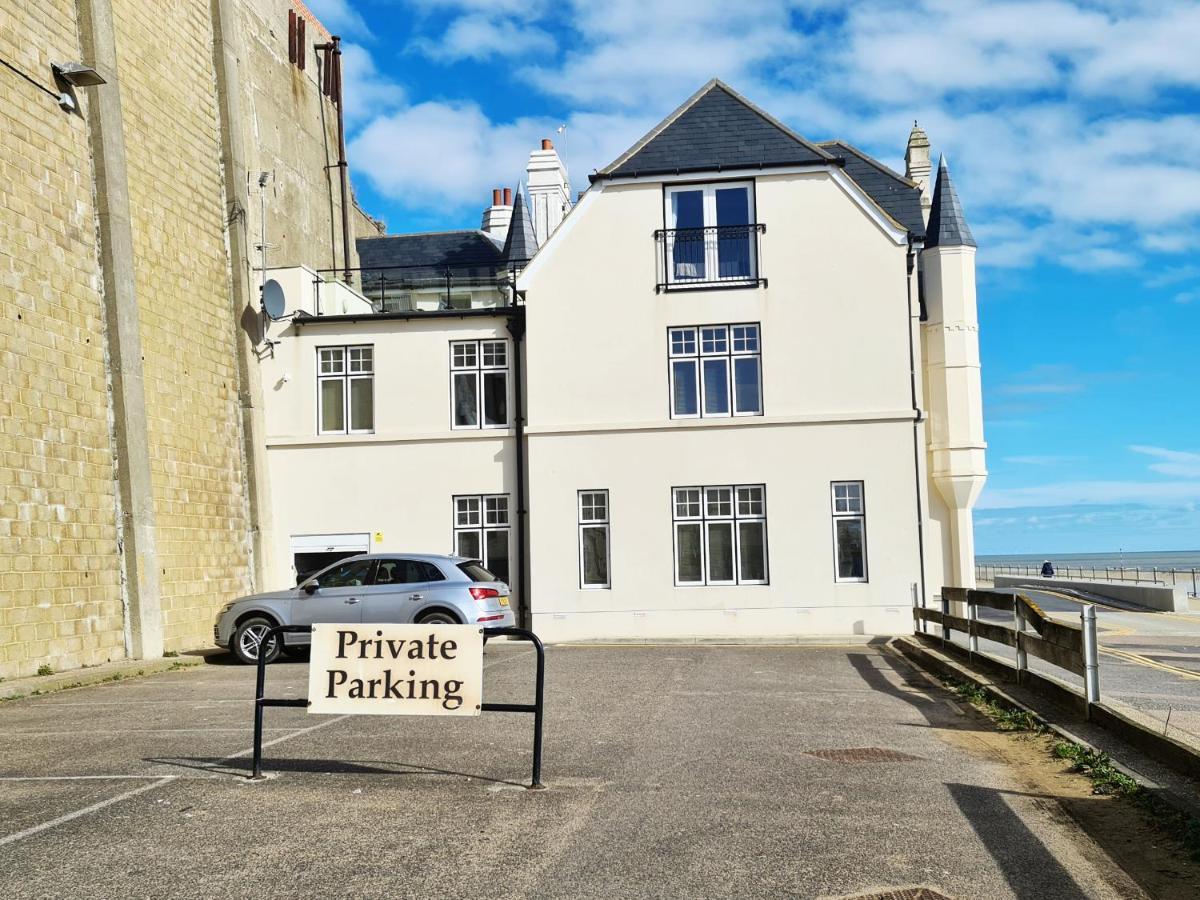 Shore Thing Beachfront Apartment Ramsgate - Sleeps 4 Esterno foto