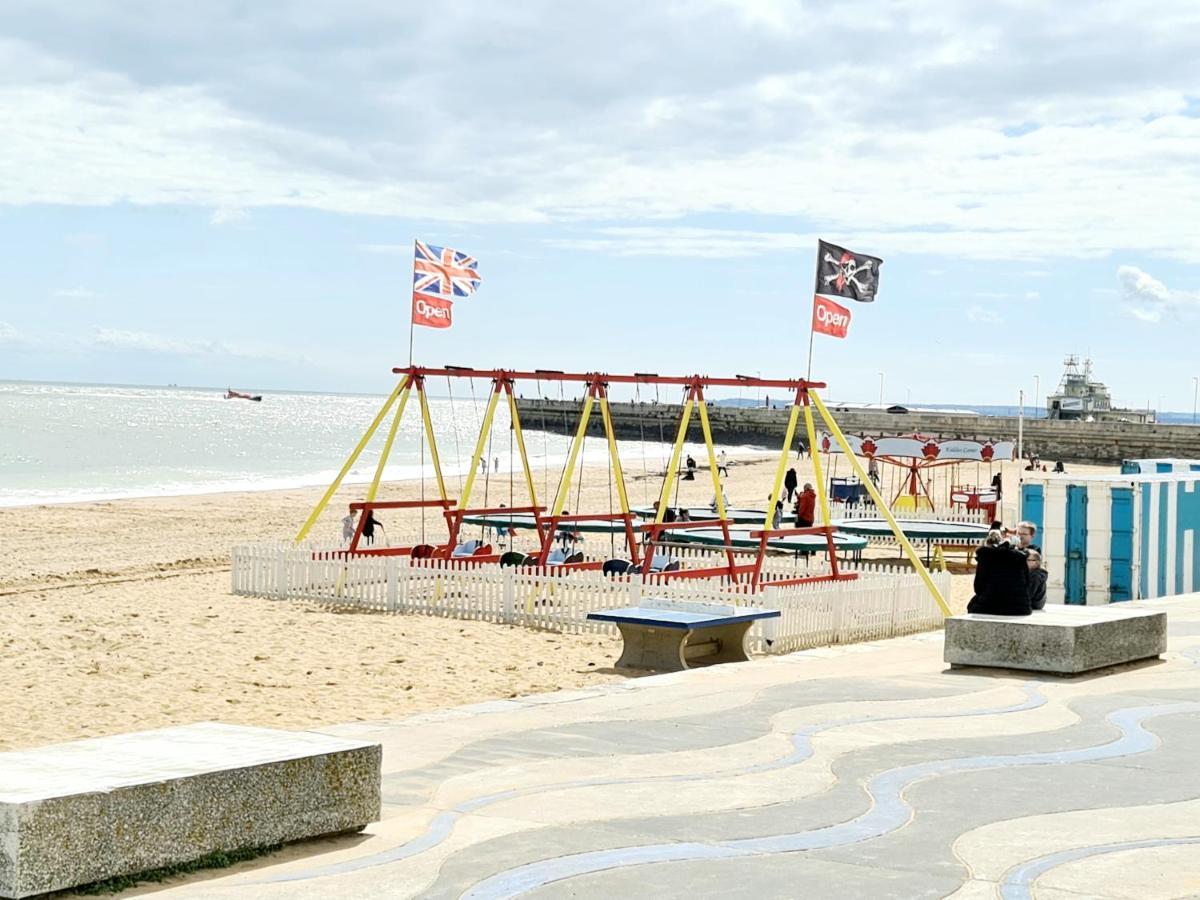 Shore Thing Beachfront Apartment Ramsgate - Sleeps 4 Esterno foto