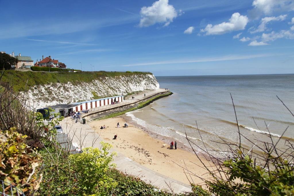 Shore Thing Beachfront Apartment Ramsgate - Sleeps 4 Esterno foto
